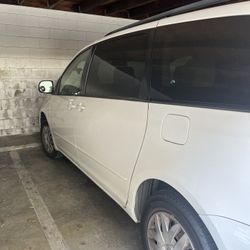 2005 Toyota Sienna