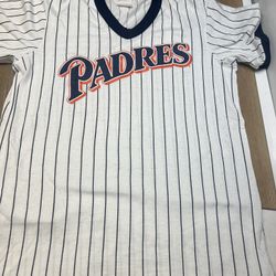 San Diego Padres Majestic VTG  Striped Men's White Blue Large T-Shirt Made USA