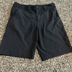 Mens Under Armour Shorts Size 34