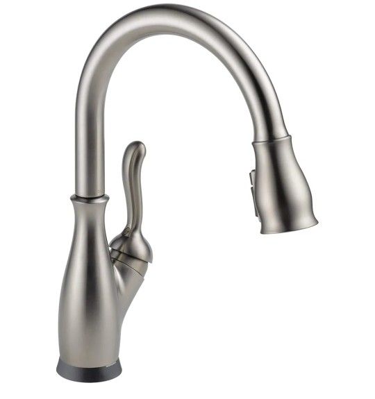 Delta Leland Single Handle Pull Down Kitchen Faucet