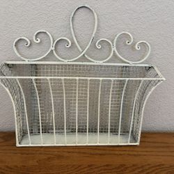 Distressed Shabby Vintage Look Iron Wall Rack