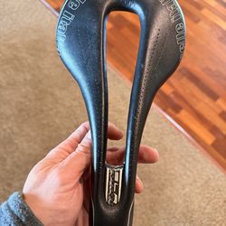 Selle italia SLR superflow saddle