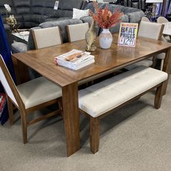 Beautiful Dining Set! $1,199! Easy Financing! 🔥📱✅
