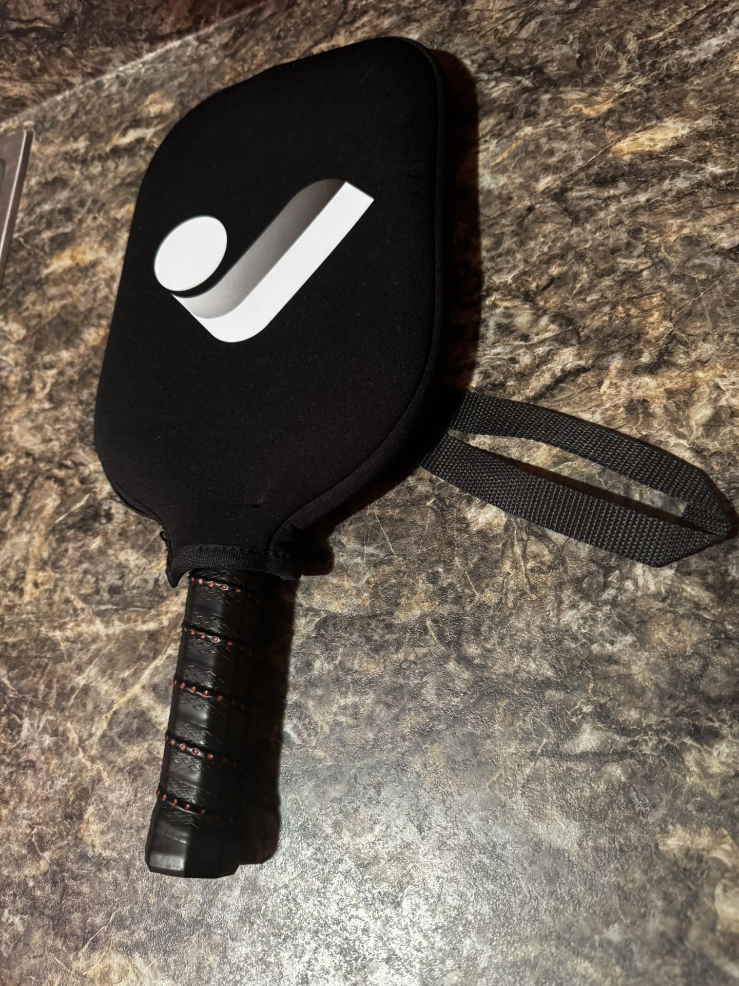 Jojolemon Pickleball Carbon Fiber racket