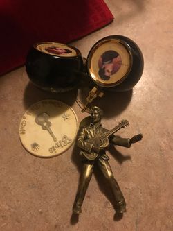 Three Elvis Christmas ornaments and free plate