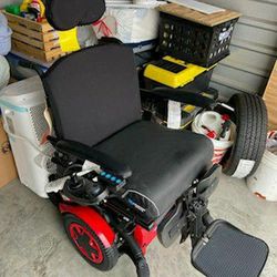 NEW POWER WHEEL CHAIR
