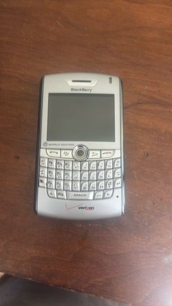 Black berry world edition for collecting only