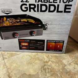22 Inch Blackstone Griddle .. cleaning Kit Included