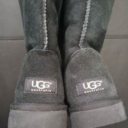 Black Ugg Australia boots size 7