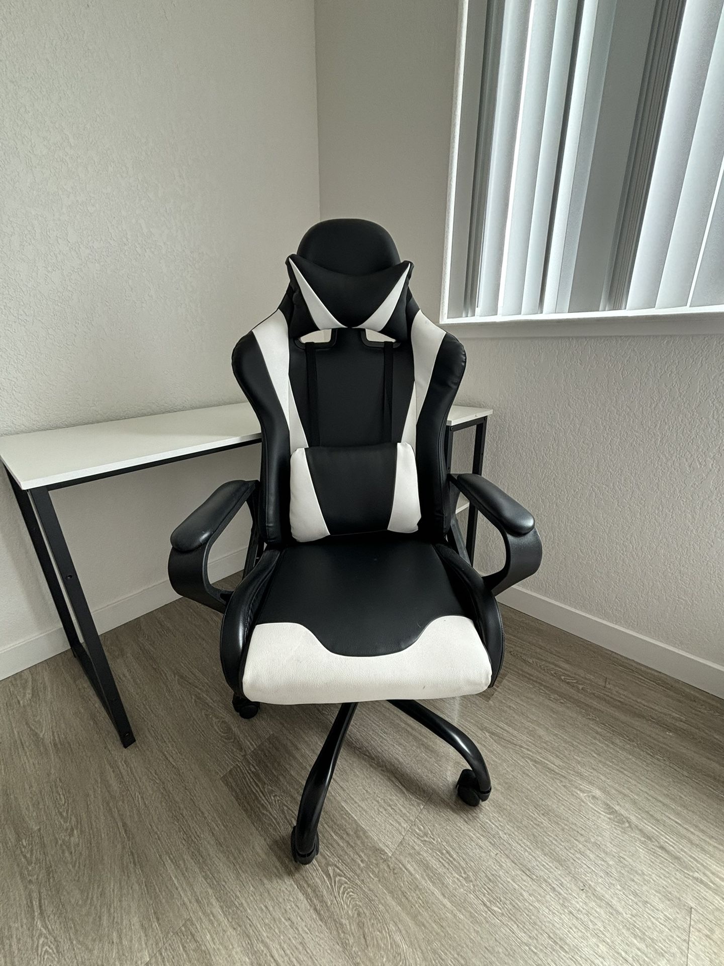 Gaming/Office Chair