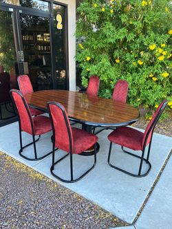 Vintage 1989 Rosewood Veneer 7 piece dining set ( can deliver for $10 )