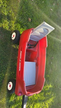 Radio flyer wagon