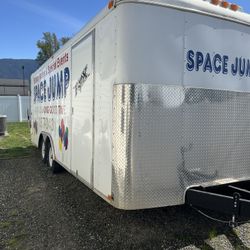 8’ X 20’ 2005 Enclosed Trailer