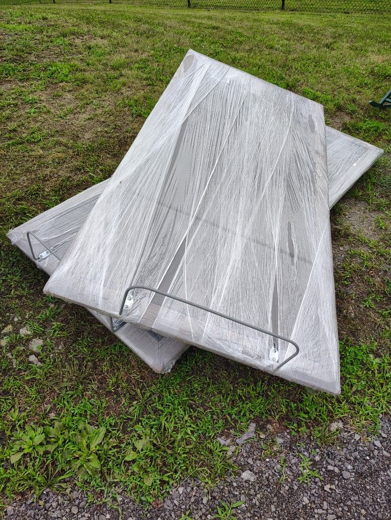 Adjustable Queen Frame 