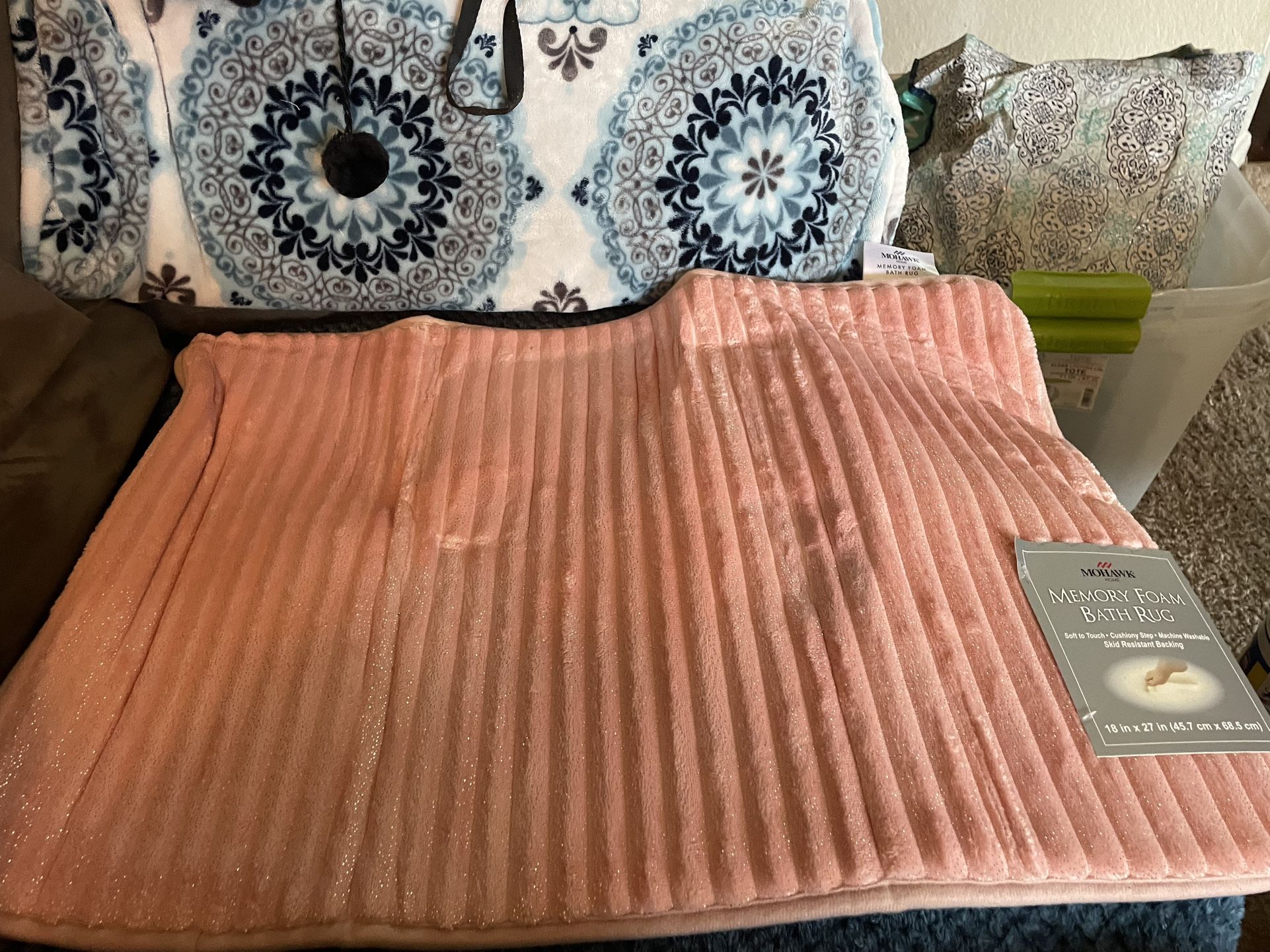 Coral Memory Foam Bath Mat