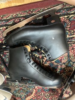 Like new Figure Ice Skates Men’s size 10