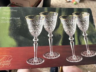 Set Of (4) Crystal Glasses 24 Percent Lead Crystal