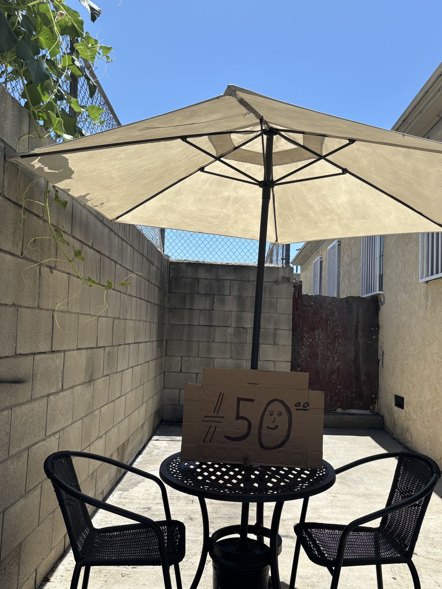 Patio Table & Shade