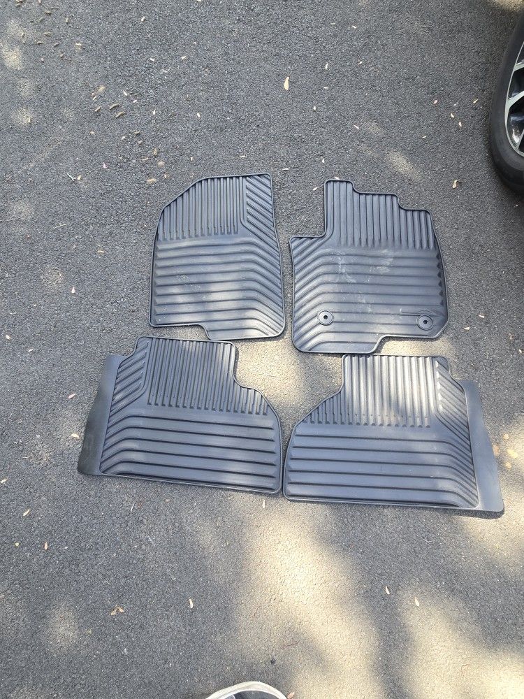 Floor Mats 2025 Chevrolet Silverado Double Cab