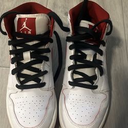 Nike Jordan 1mid