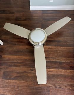 Ceiling fan & light