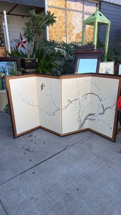 Mid Century beautiful Asian handpainted screen wall art