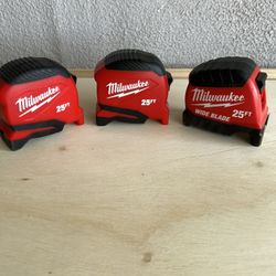 Milwaukee 25 Ft Tape Measures