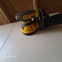 Dewalt Disc Sand
