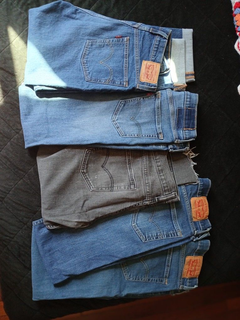 Levis Jeans