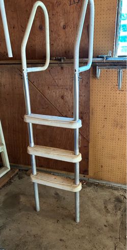 Swimming Pool Ladder