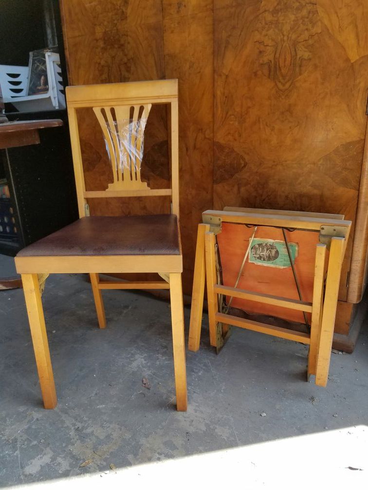 Lego-matic folding chairs