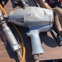 Vintage ¾” Chicago Pneumatic Impact Wrench Working