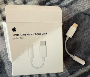 USB-C headphone adapter
