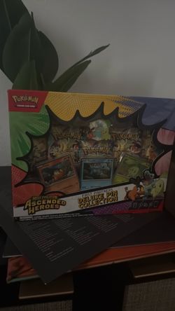 Pokémon deluxe pin collection