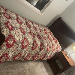 Single bed plus night stand with