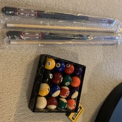 Pool Cues Bundle New