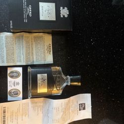 Creed Cologne Great Smell But Already Had It’s Will Be Selling It For 325 It’s A Great Christmas Present  Retail Price 550