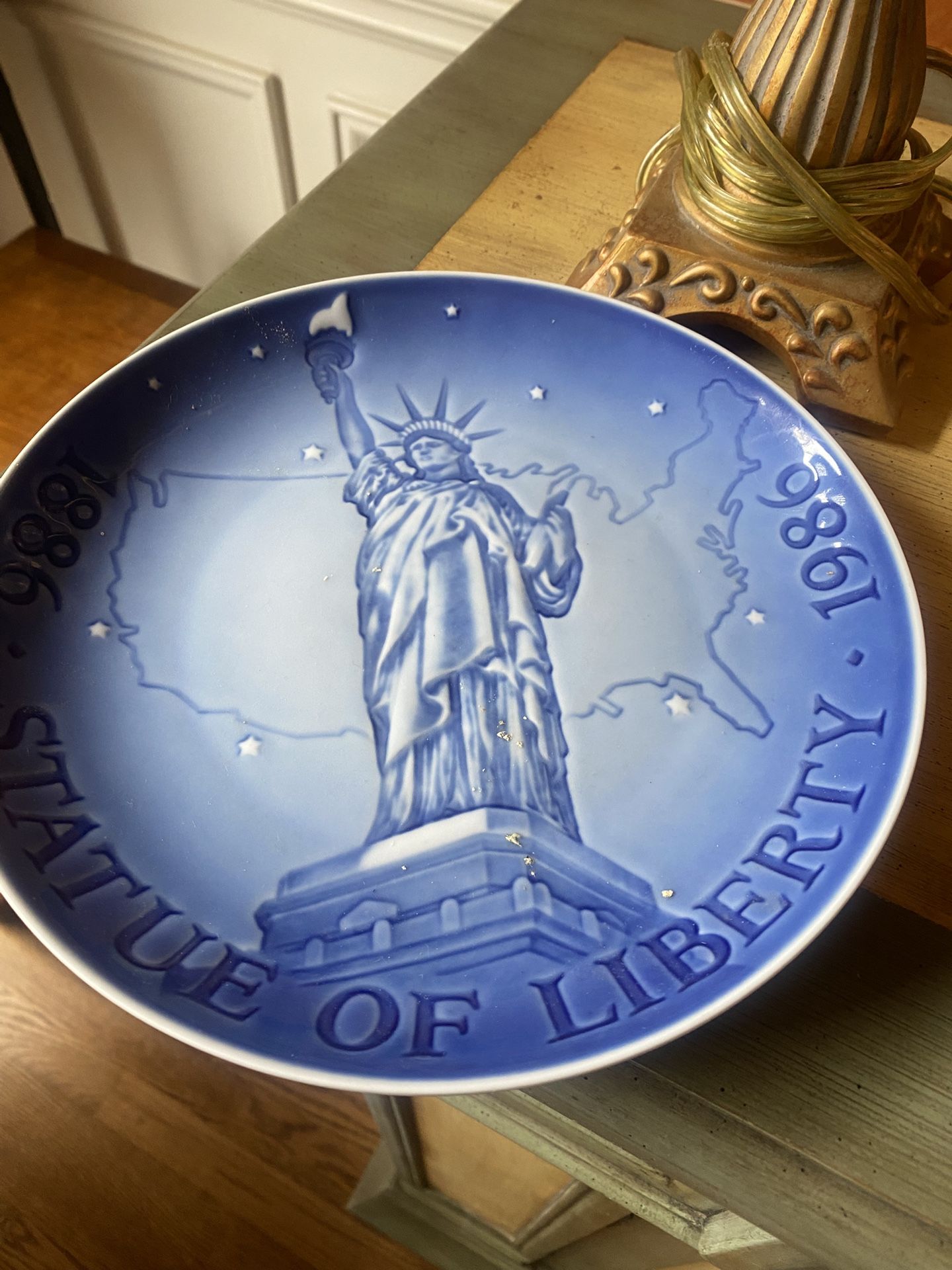 STATUE OF LIBERTY PLATE