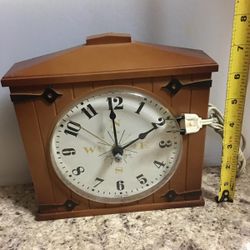 RELOJ ELECTRICO ANTIGUO DE MADERA DISEÑO CASITA 