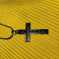 BEAUTIFUL SILVER CROSS