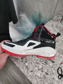 Brandnew Q4 Shoes W9 M7.5 