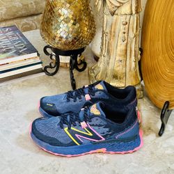 New Balance Fresh Foam X Hierro V7 Women’s Sz 8B Blue Trail Shoes WTHIERP7