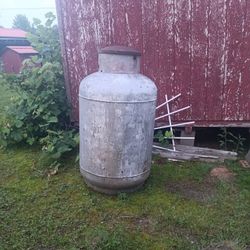 120 Gallon Propane Tank