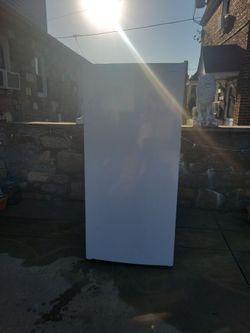 Frigidaire freezer