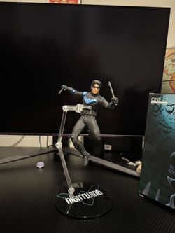 Mezco Nightwing