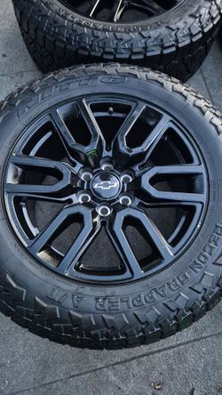 CHEVY SILVERADO RINES Y LLANTAS NUEBAS 275 60 20