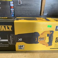 DEWALT 20V MAX Lithium Ion Cordless Brushless Reciprocating Saw with FLEXVOLT ADVANTAGE (Tool Only)