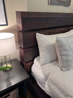 Queen Platform Bed
