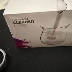 Make up brush cleaner