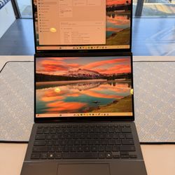 ASUS Zenbook Duo (2024)